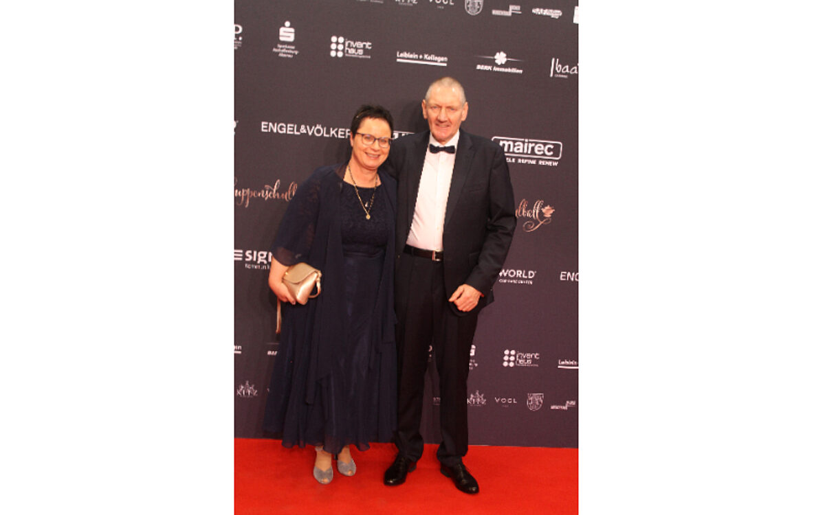 Suppenschulball 74 neu Suppenschulball 74 neu