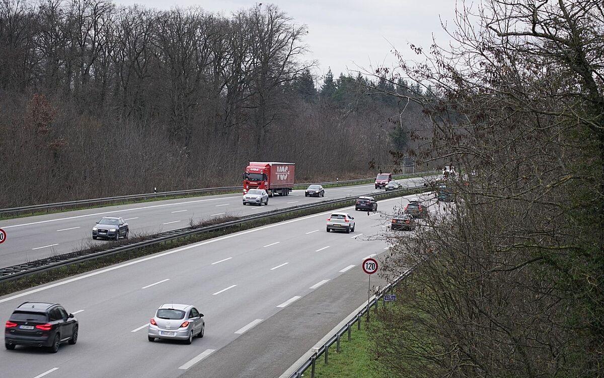 Symbolbild Autobahn Symbolbild Autobahn