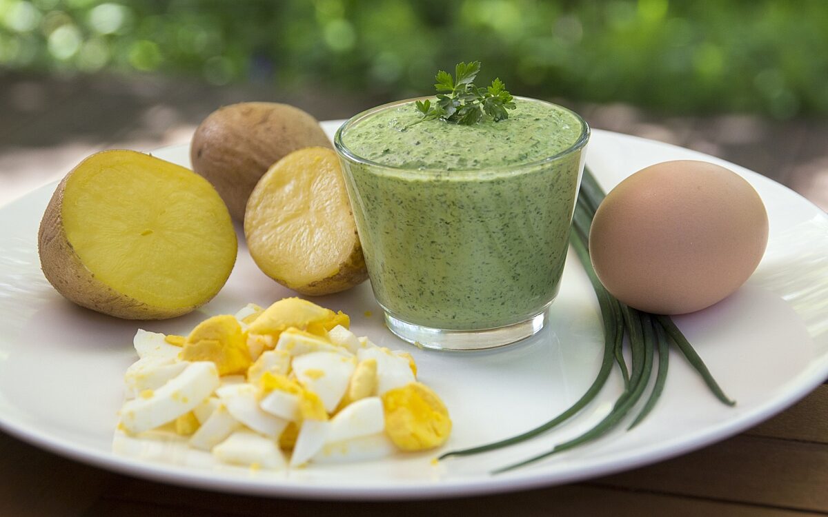 Symbolbild Frankfurter Gruene Sosse Symbolbild Frankfurter Gruene Sosse