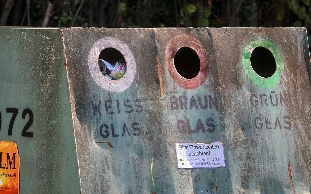 Symbolbild Glascontainer