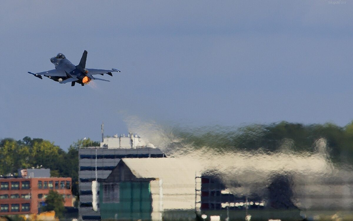 Symbolbild Kampfjet Symbolbild Kampfjet