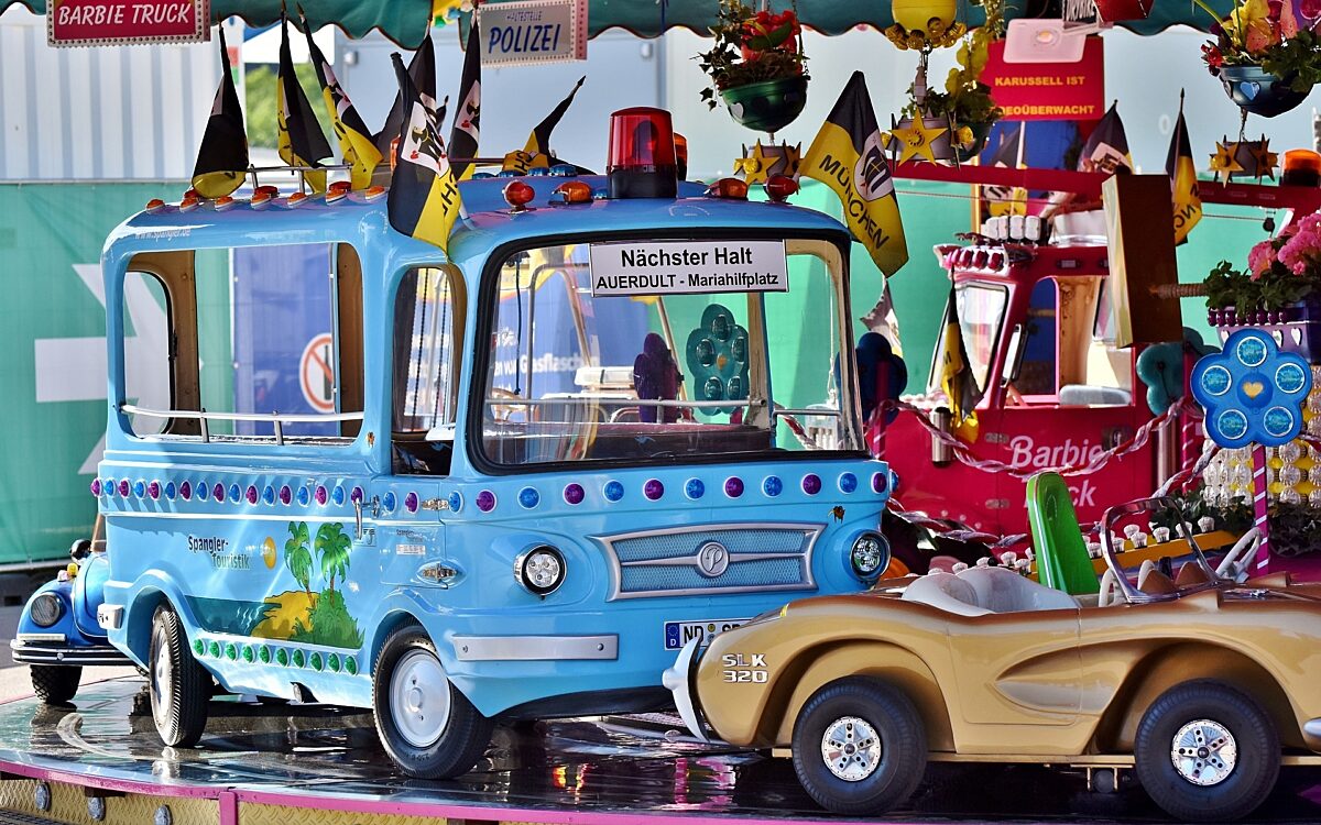 Symbolbild Karussell Symbolbild Karussell