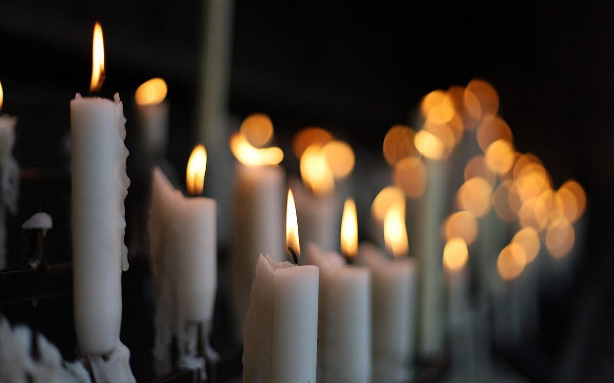Symbolbild Kerzen Wallfahrt Symbolbild Kerzen Wallfahrt