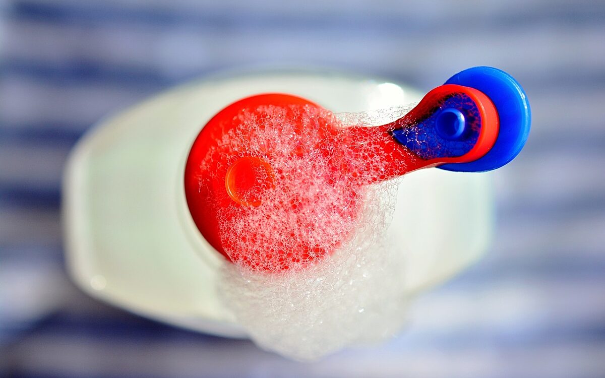 Symbolbild Spuehlmittel Symbolbild Spuehlmittel