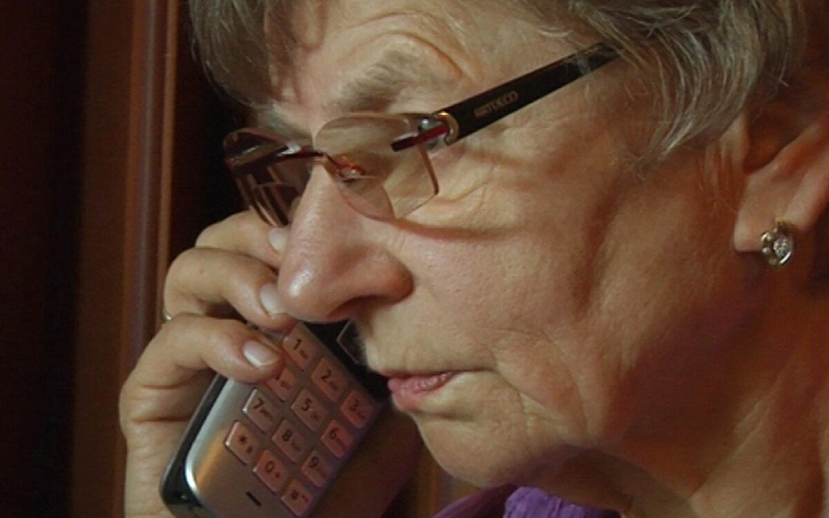 Trickbetrug Telefon 1200x800 Trickbetrug Telefon 1200x800