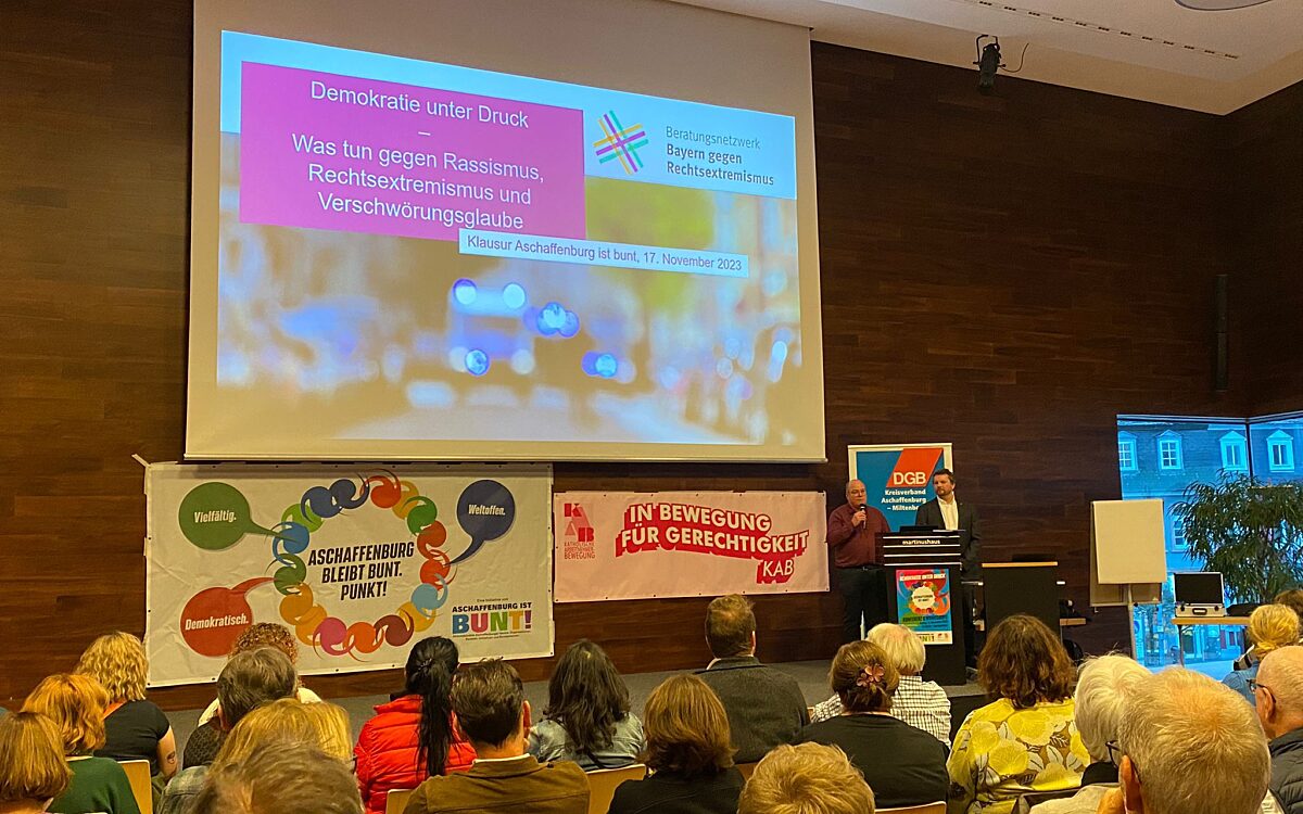 171123 AB ist bunt FS 171123 AB ist bunt FS