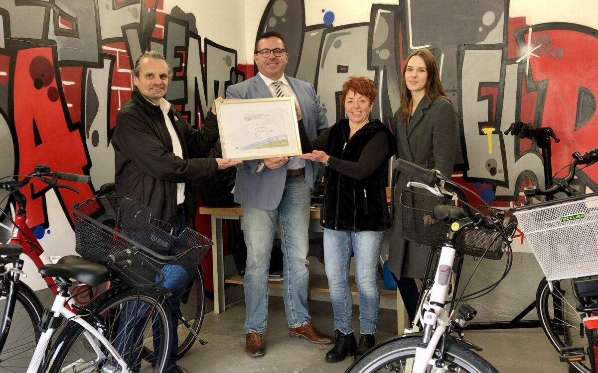 Zertifikatsuebergabe 2021 Zertifikatsuebergabe 2021