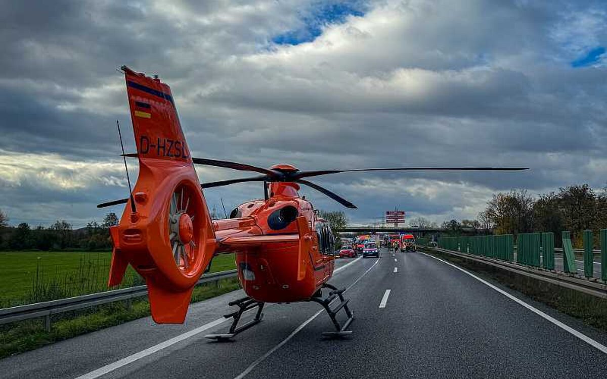 K 121123 A66 Gruendau Oldtimer Unfall 1 K 121123 A66 Gruendau Oldtimer Unfall 1