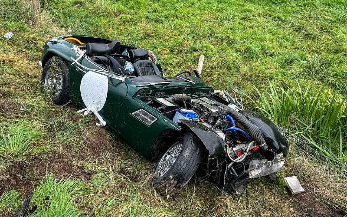 K 121123 A66 Gruendau Oldtimer Unfall 7 K 121123 A66 Gruendau Oldtimer Unfall 7