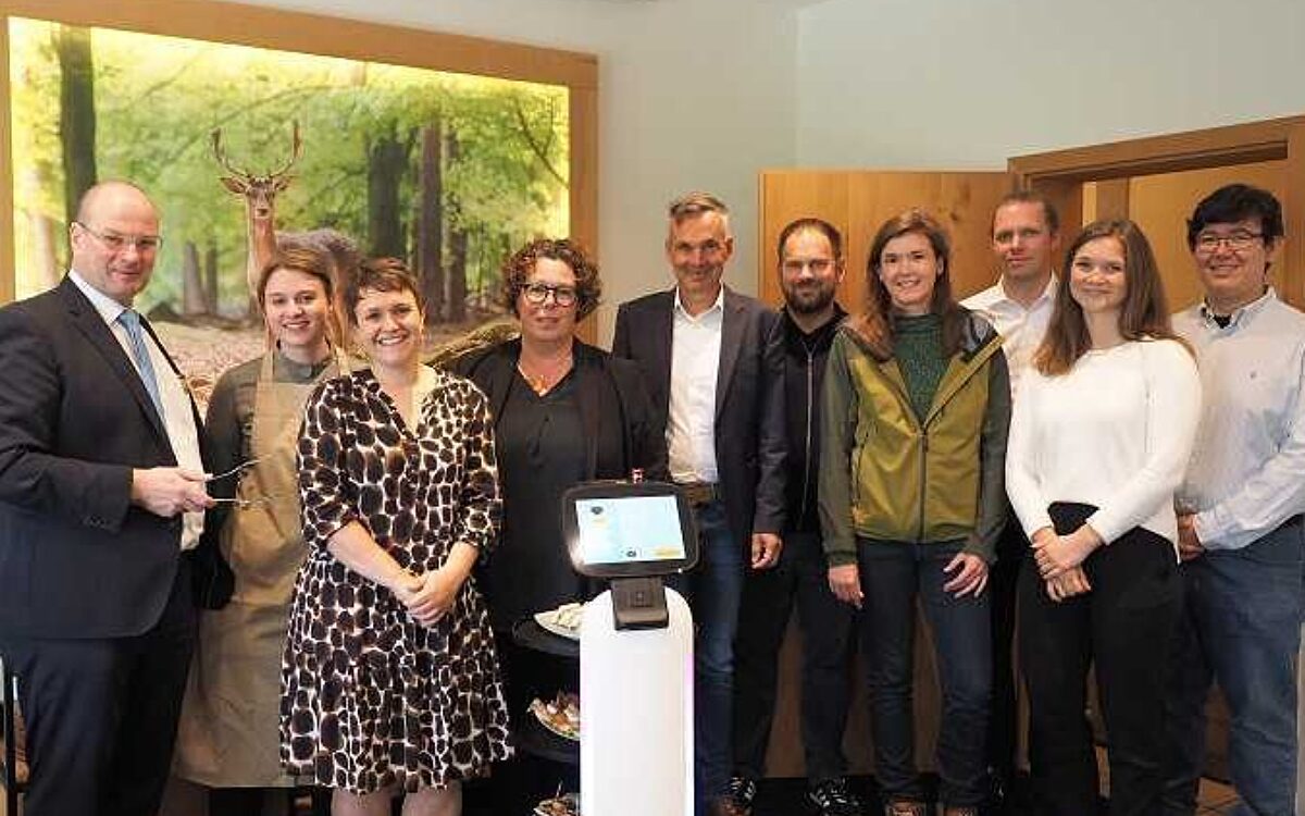 K 181023 MKK Service Roboter Gastronomie K 181023 MKK Service Roboter Gastronomie