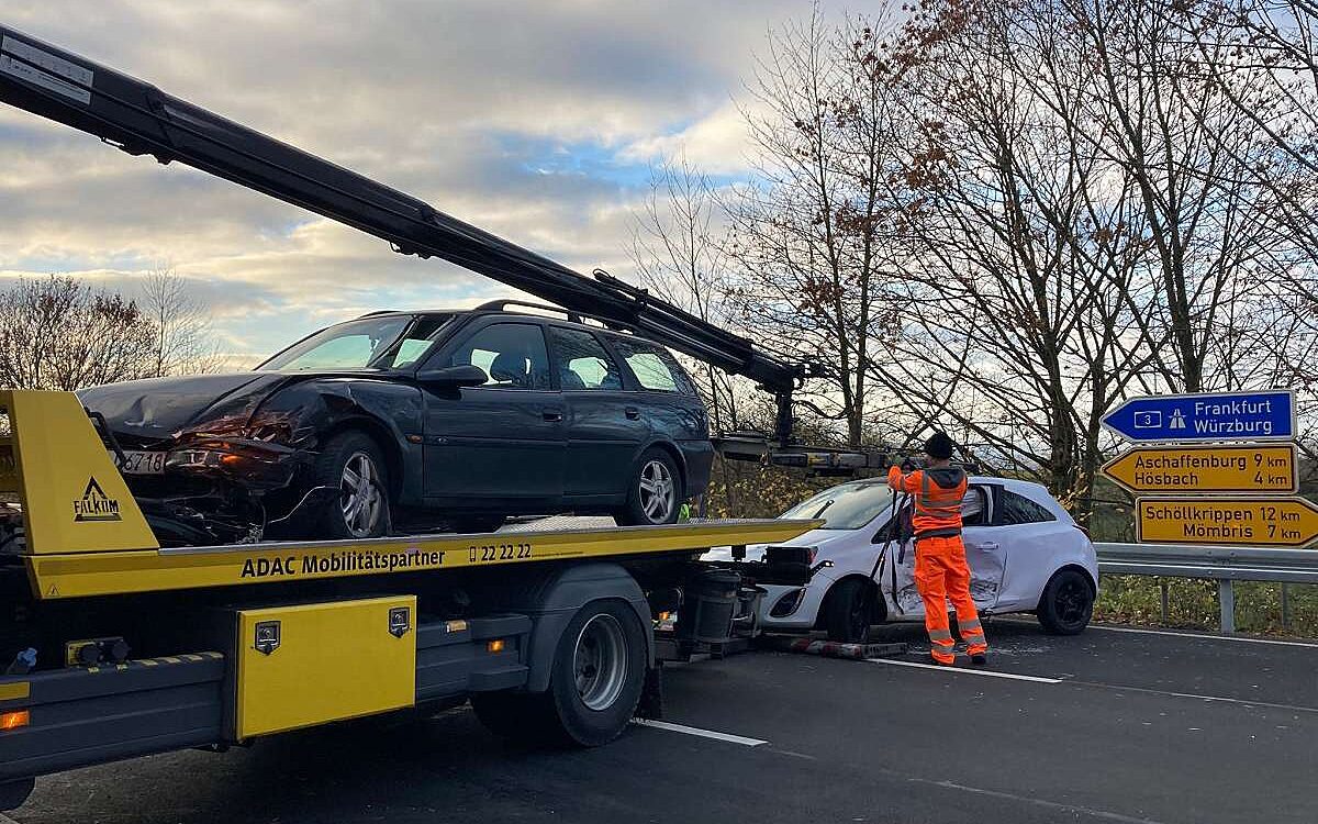 K 221123 Hoesbach Schimborn Unfall 2 K 221123 Hoesbach Schimborn Unfall 2