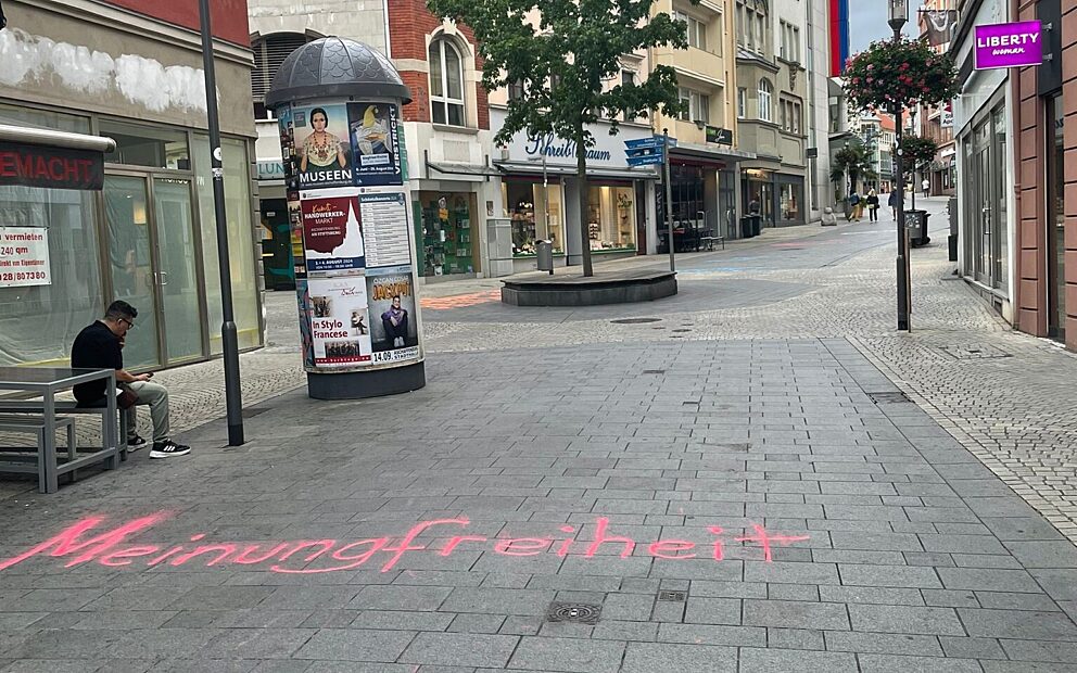 240724 AB Compact Schmierereien 2 240724 AB Compact Schmierereien 2