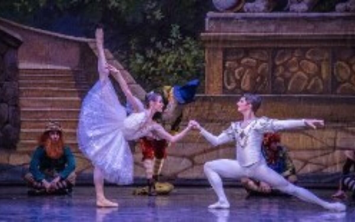 021123 Schneewittchen Ballett