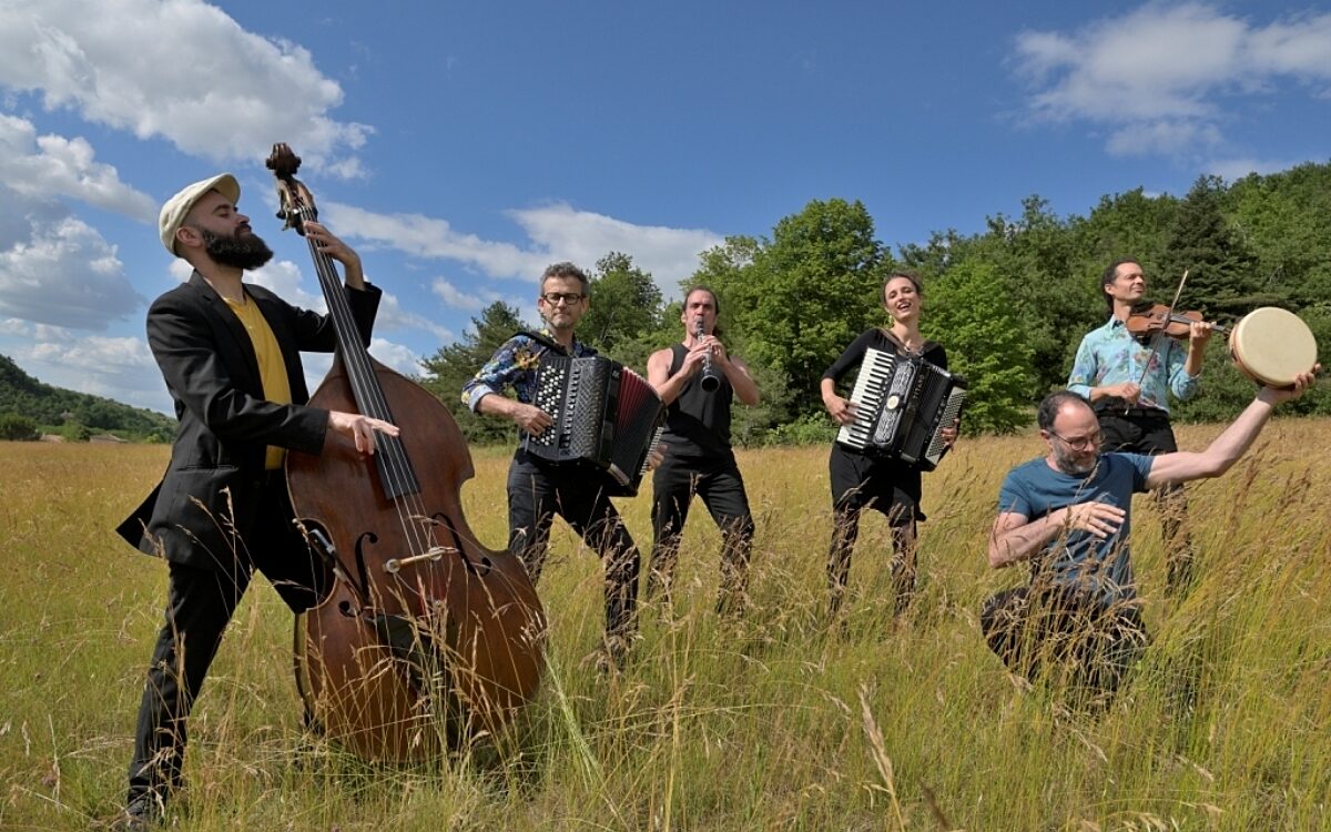 22 TRAM 067 compressee2 Presse Zehntscheuer