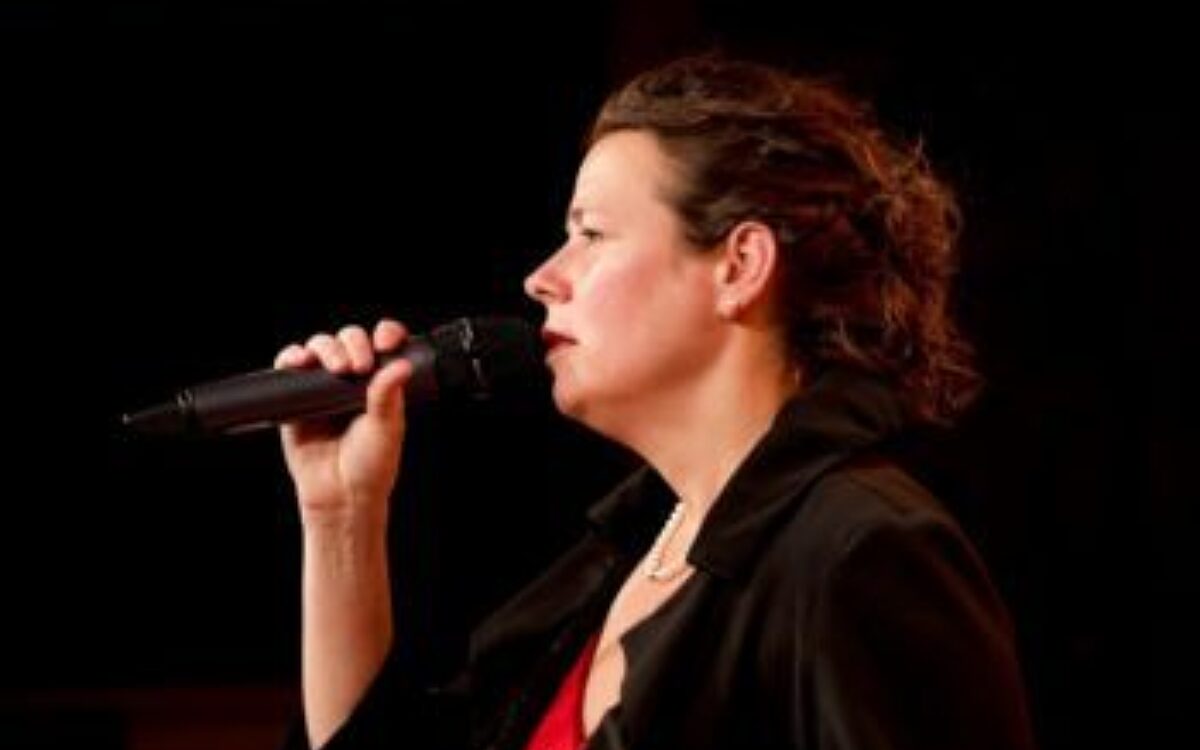 Jessica Born c A Teuscher jpg ZS 350x233