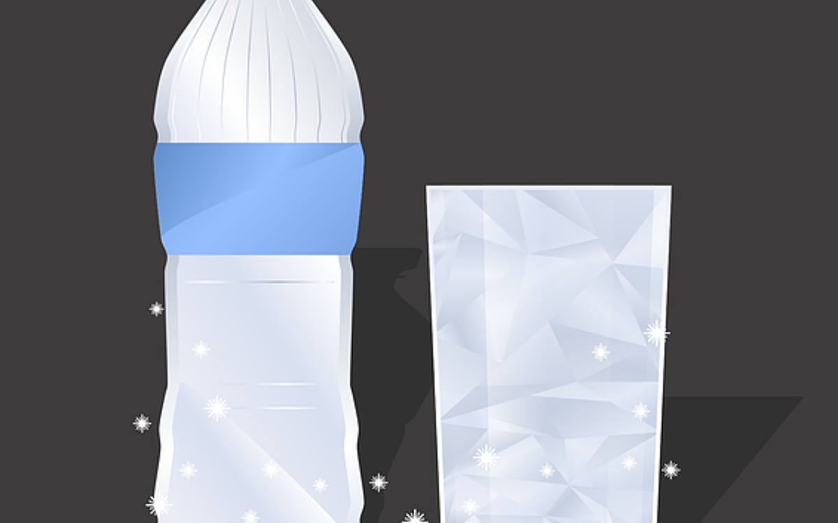 Bottle 7356751 960 720