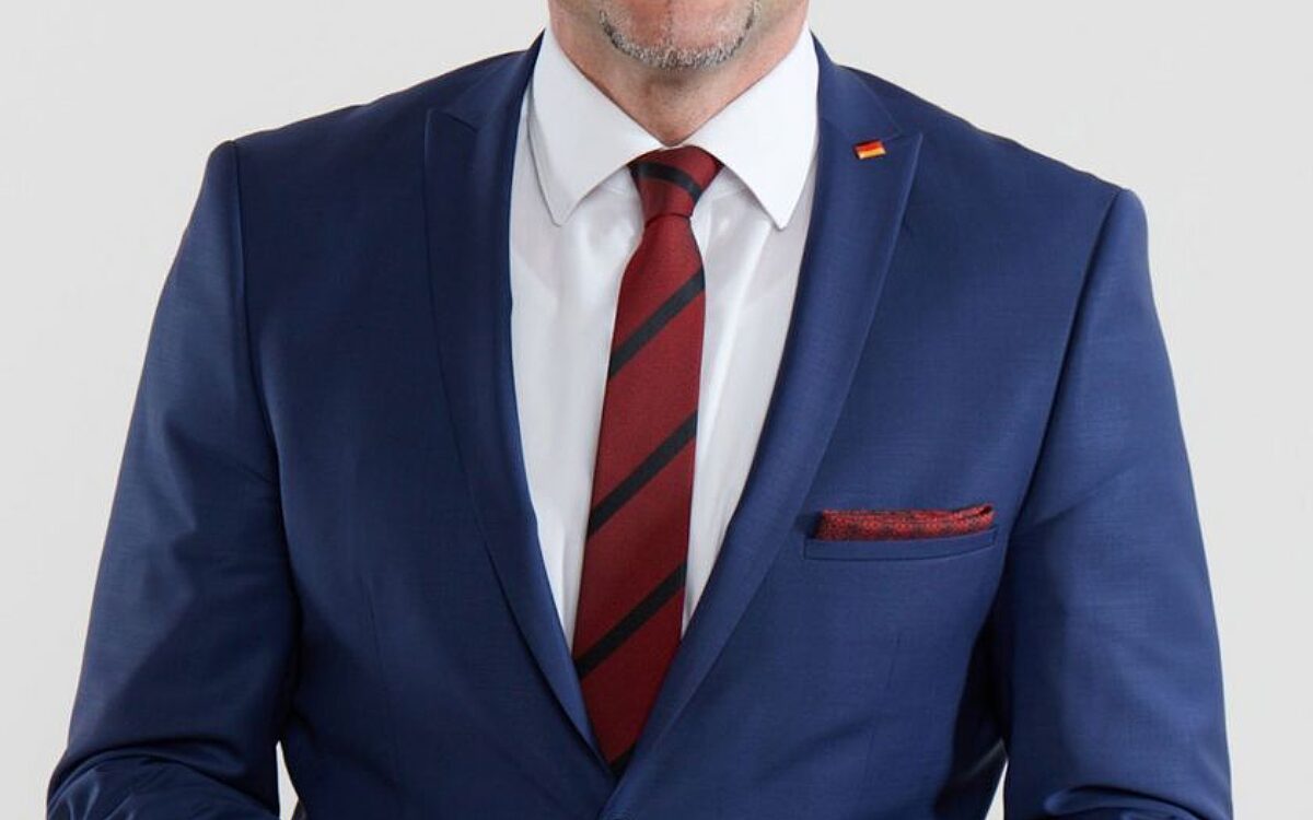 Csm Alexander Hoffmann 01 9c7ca821c5